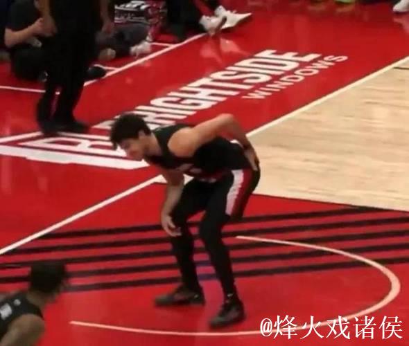 杨瀚森缺阵布伦森砍下26分 尼克斯击败开拓者终结其5连胜