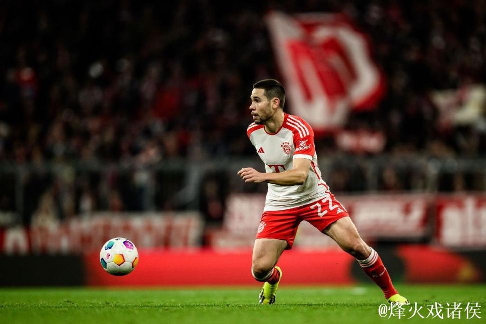 德甲-格雷罗破门阿什拉夫建功 多特2-0客胜狼堡